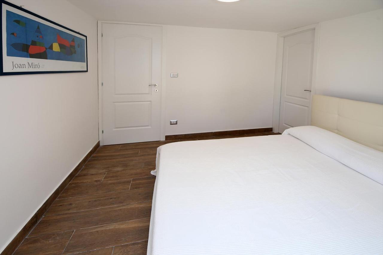 villa aurora Giardini-Naxos Extérieur photo