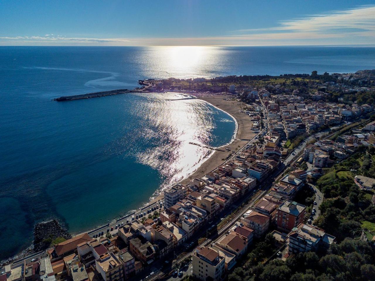 villa aurora Giardini-Naxos Extérieur photo