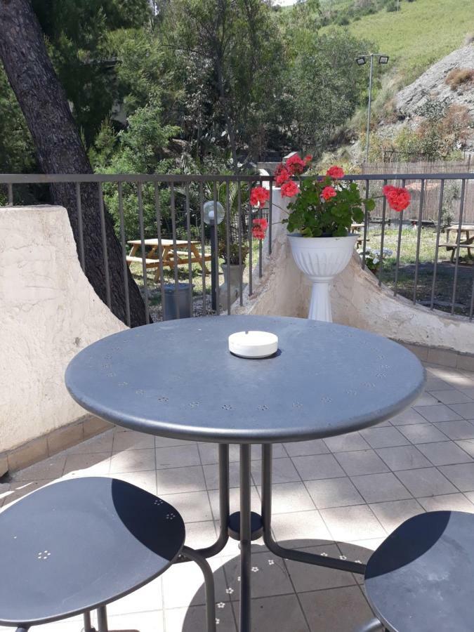 villa aurora Giardini-Naxos Extérieur photo